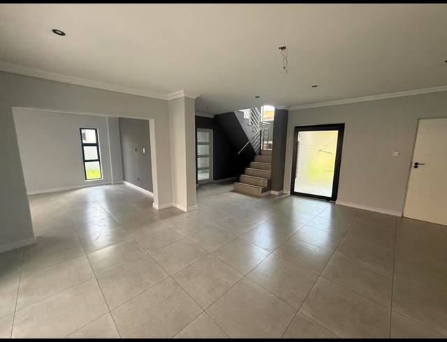 4 BEDROOM PROPERTY TO RENT IN SUMMERFIELDS ESTATE